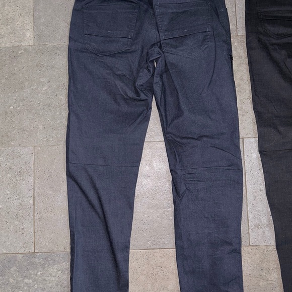 Men’s Arc’teryx A2B pants (32x32) 2 pairs - Picture 6 of 6
